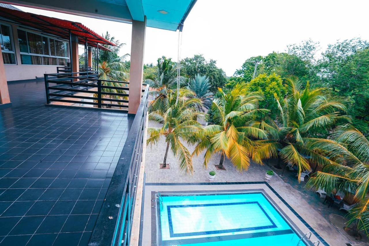 Sun Ray Rest House Kalkudah  Exterior photo